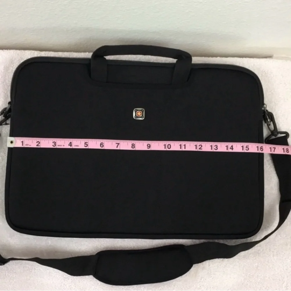 SwissGear Unisex Black Neoprene Shoulder Strap Laptop Bag Commuter Travel Work